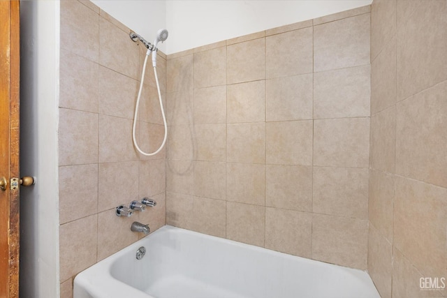 3201 Pomona St, Bakersfield, CA 93305 - bathroom with  shower combination