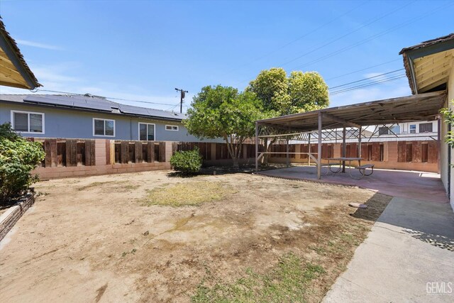 3201 Pomona St, Bakersfield, CA 93305 - fenced backyard featuring a patio area