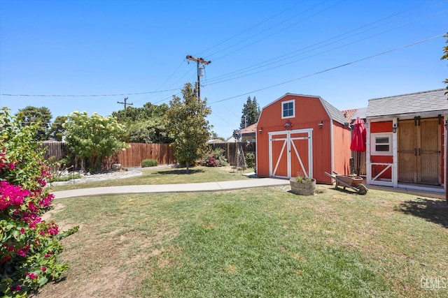5906 Ronald Way, Bakersfield, CA 93308 - fenced backyard with a storage shed