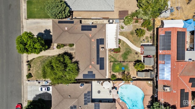 5906 Ronald Way, Bakersfield, CA 93308 - bird's eye view of a pool area