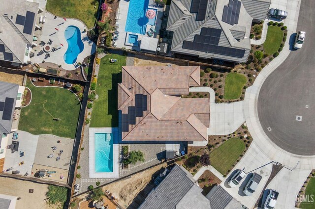 713 Winooski Ct, Bakersfield, CA 93314 - aerial view of property's location with a pool area