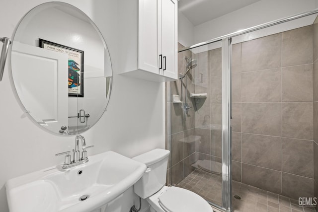 713 Winooski Ct, Bakersfield, CA 93314 - full bath featuring a stall shower