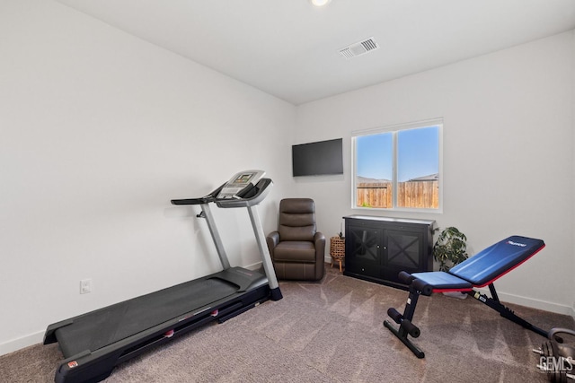 713 Winooski Ct, Bakersfield, CA 93314 - exercise area featuring baseboards and carpet flooring