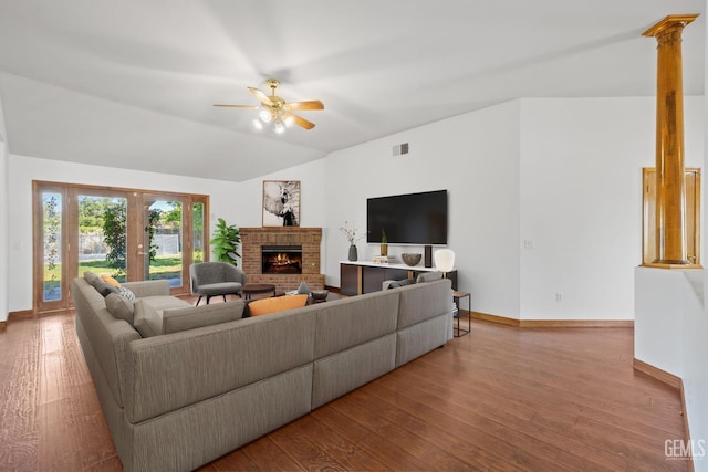 631 Faversham Way, Bakersfield, CA 93311 - living room featuring wood finished floors, ceiling fan, baseboards, and vaulted ceiling