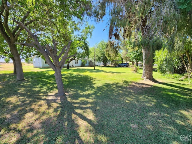 12001 Alderwood St, Bakersfield, CA 93307 - photo 2