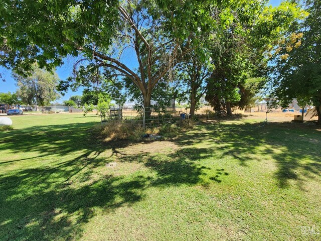 12001 Alderwood St, Bakersfield, CA 93307 - photo 24