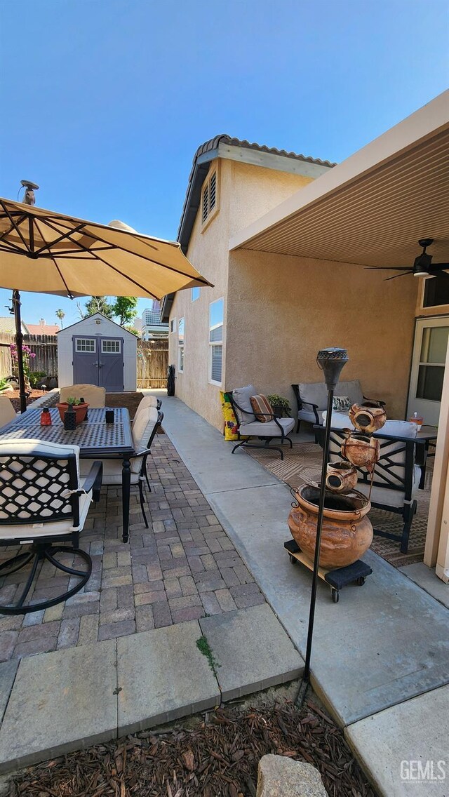 3808 Mariana Way, Bakersfield, CA 93311 - view of patio featuring outdoor dining area and a ceiling fan