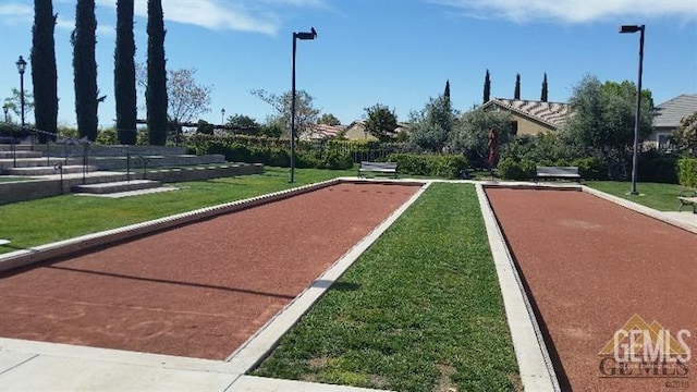 6006 Colchester Pl, Bakersfield, CA 93306 - view of home's community