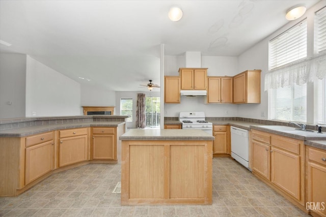 11543 Jay Dr, Caliente, CA 93518 - kitchen with white appliances, under cabinet range hood, a kitchen island, a sink, and a ceiling fan