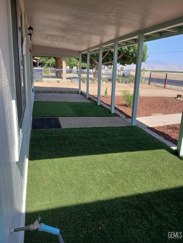 7704 Buena Vista Blvd, Lamont, CA 93241 - view of yard