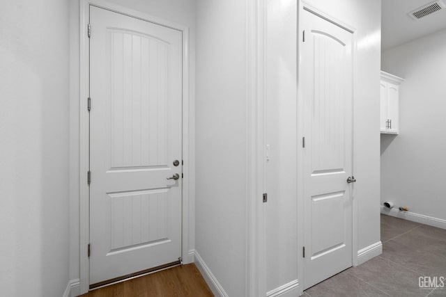 8708 Tamburlane Ct, Bakersfield, CA 93314 - doorway featuring baseboards