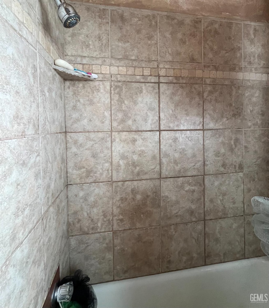 3325 Monterey St, Bakersfield, CA 93306 - full bathroom with bathing tub / shower combination