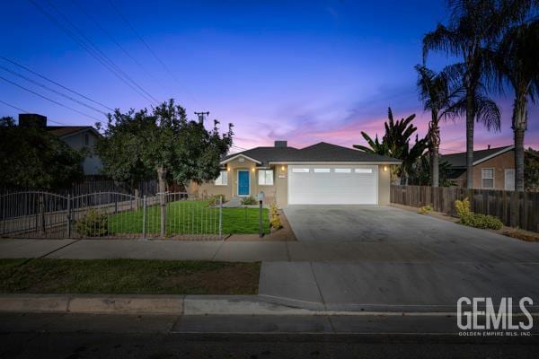 236 N Grant St, Shafter, CA 93263 - photo 1