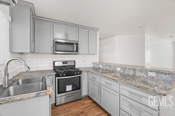236 N Grant St, Shafter, CA 93263 - photo 13