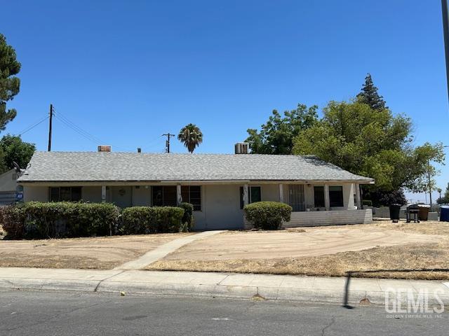 1661 Camino Sierra, Bakersfield, CA 93306 - view of ranch-style home
