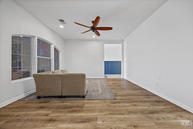 10503 Trophy Ct, Bakersfield, CA 93312 - photo 14