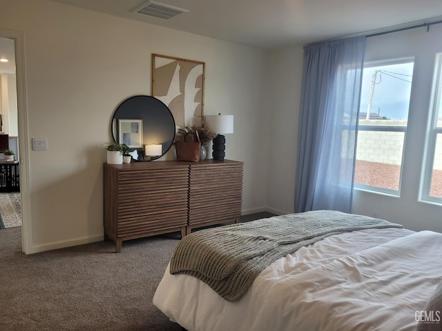 bedroom featuring carpet floors