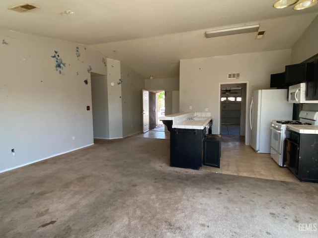 1509 Engelberg Dr, Bakersfield, CA 93307 - photo 2