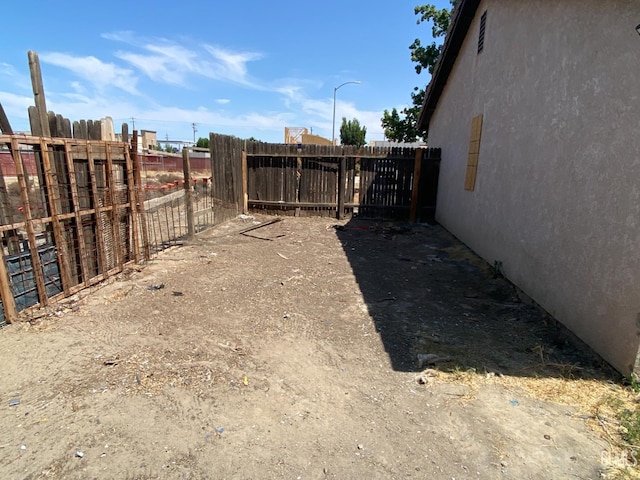 1509 Engelberg Dr, Bakersfield, CA 93307 - photo 13