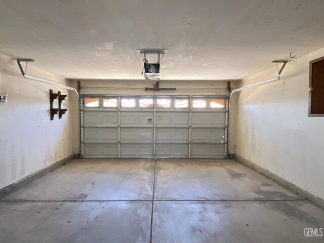 1509 Engelberg Dr, Bakersfield, CA 93307 - photo 6