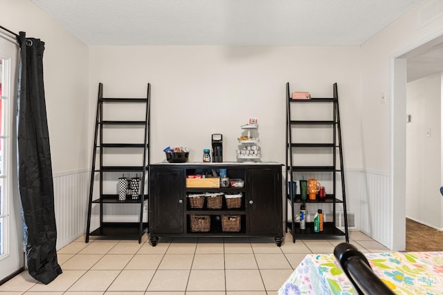 3700 Wenatchee Ave, Bakersfield, CA 93306 - interior space with tile patterned floors and visible vents