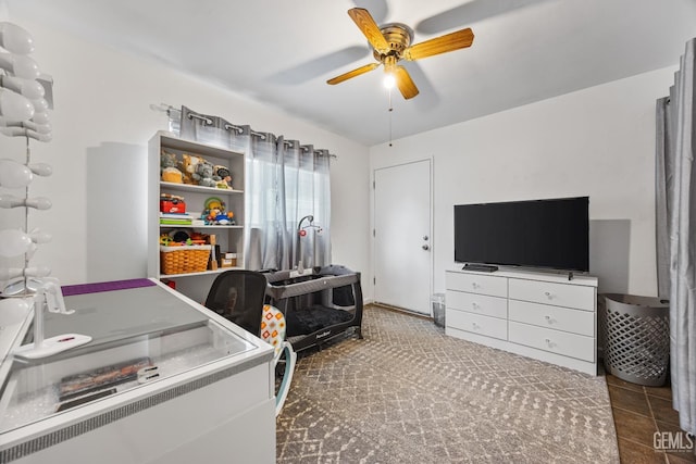 3700 Wenatchee Ave, Bakersfield, CA 93306 - office featuring ceiling fan