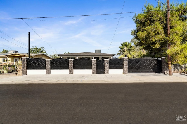 1908 Lotus Ln, Bakersfield, CA 93307 - photo 2
