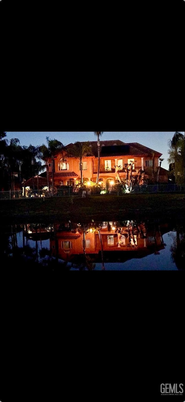 4905 Islands Dr, Bakersfield, CA 93312 - water view