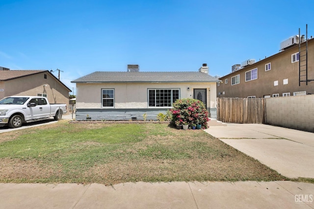 1504 Stockton Ave, Bakersfield, CA 93308 - bungalow with a chimney, stucco siding, and roof with shingles