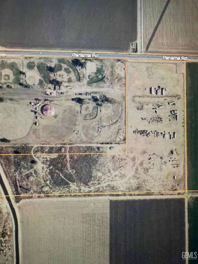 2123 E Panama Rd, Bakersfield, CA 93307