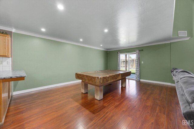 4312 Rio Viejo Dr, Bakersfield, CA 93313 - rec room featuring baseboards, billiards, wood finished floors, and visible vents