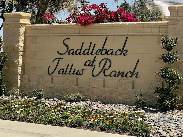16018 La Strada Ct, Bakersfield, CA 93314 - view of community / neighborhood sign