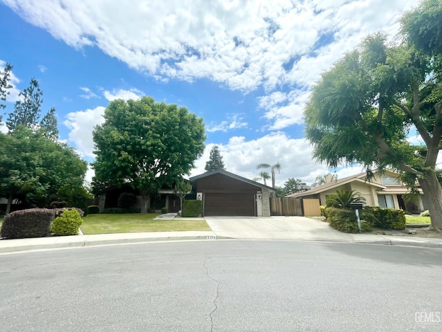 2204 Tilden Way, Bakersfield, CA 93309 - ranch-style home with driveway and a garage