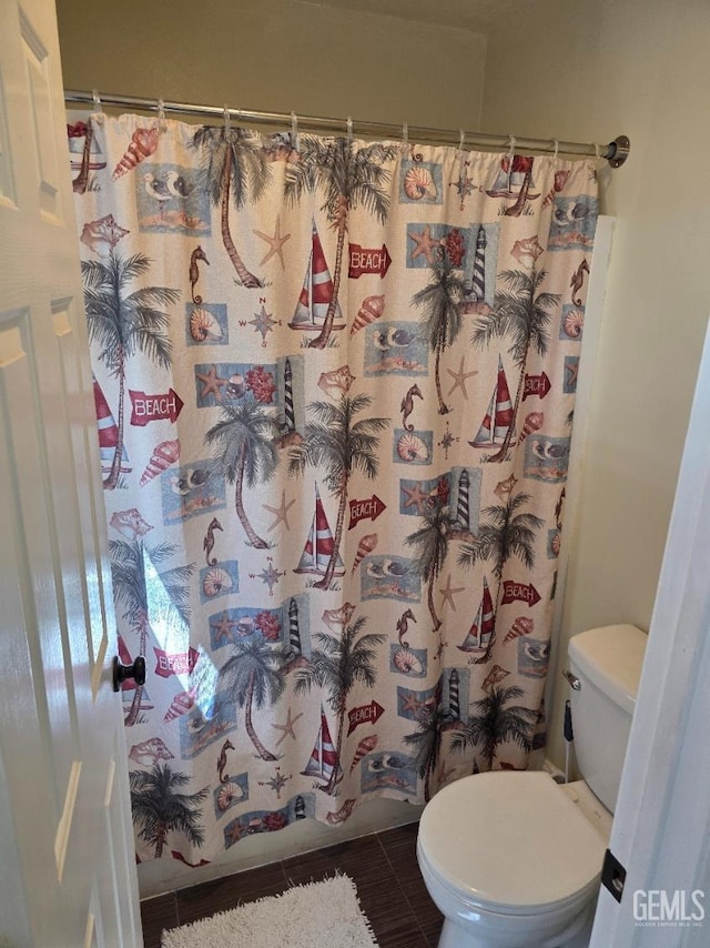 10302 Willow Bend Ct, Bakersfield, CA 93312 - full bathroom featuring toilet and a shower with shower curtain