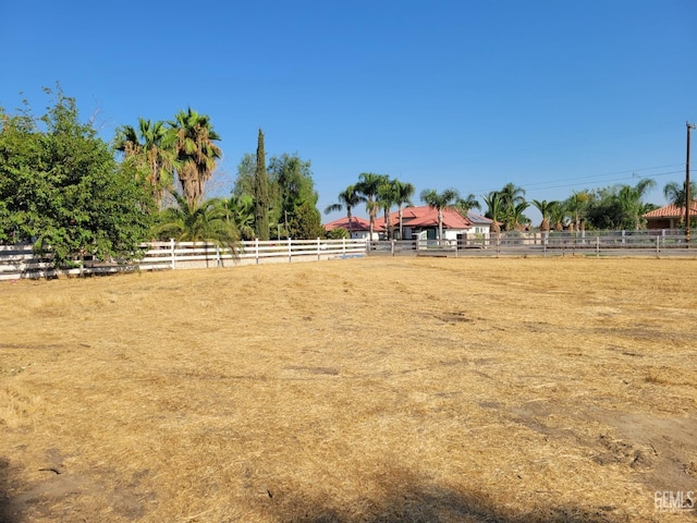 view of yard featuring a rural view