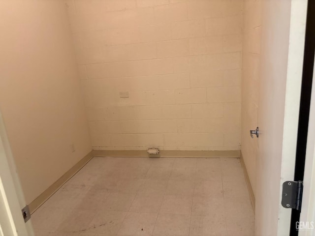 267 Cedar Ave, Earlimart, CA 93219 - interior space