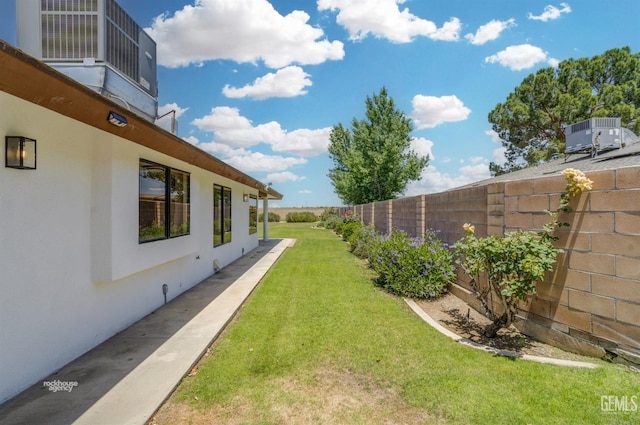 7108 Luke Ave, Bakersfield, CA 93308 - view of yard featuring central air condition unit