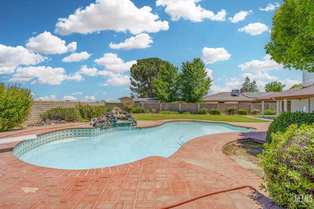 7108 Luke Ave, Bakersfield, CA 93308 - view of swimming pool featuring a fenced backyard and a patio