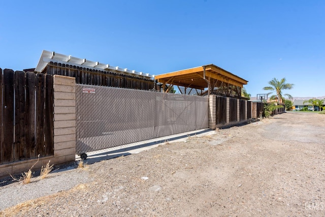 302 Pilgrim Ave, Taft, CA 93268 - photo 48