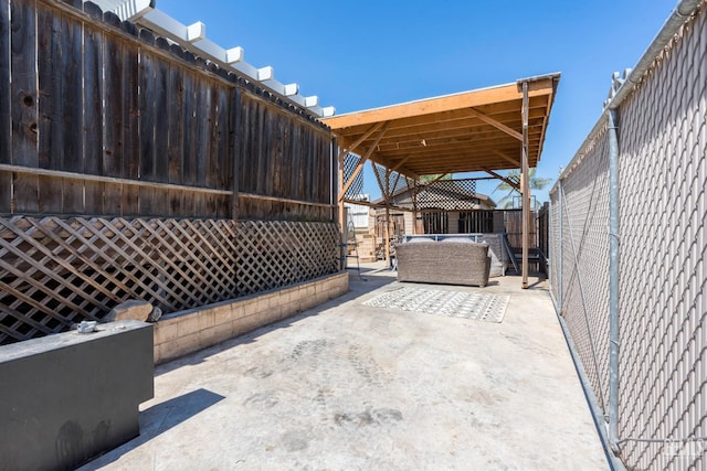 302 Pilgrim Ave, Taft, CA 93268 - photo 46