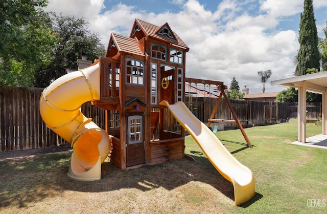 4811 Council Bluffs Ct, Bakersfield, CA 93311 - view of jungle gym featuring a fenced backyard