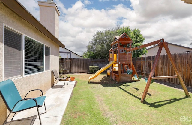 4811 Council Bluffs Ct, Bakersfield, CA 93311 - view of play area featuring a fenced backyard