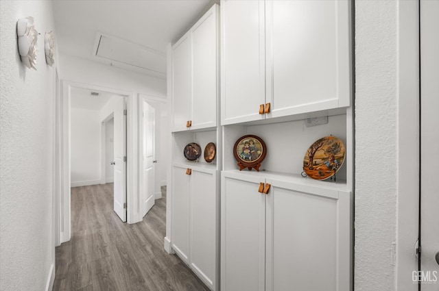 21633 Golden Hills Blvd, Tehachapi, CA 93561 - hall featuring attic access and wood finished floors