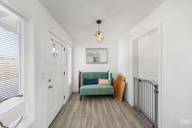 21633 Golden Hills Blvd, Tehachapi, CA 93561 - entrance foyer featuring light wood-type flooring and baseboards