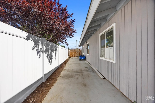 21633 Golden Hills Blvd, Tehachapi, CA 93561 - view of home's exterior with a fenced backyard and a patio area