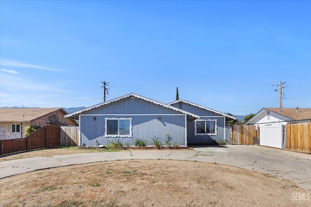 21633 Golden Hills Blvd, Tehachapi, CA 93561 - view of front of house