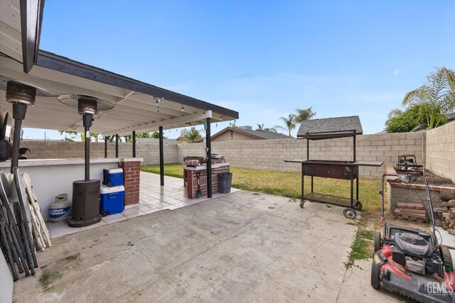 337 Cesar Chavez Ln, Delano, CA 93215 - photo 28