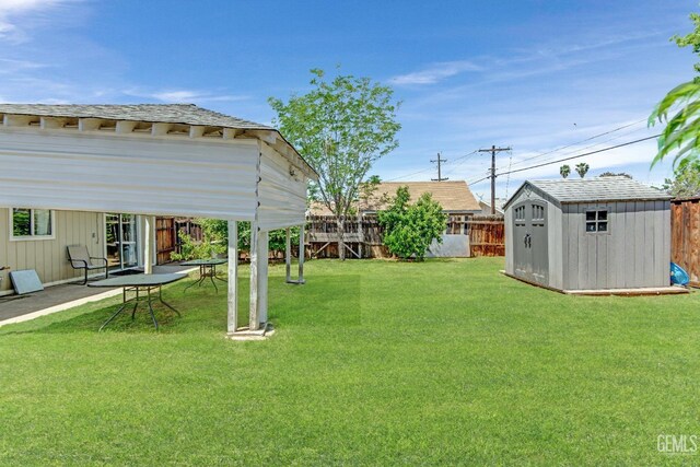 518 Lincoln Ave, Bakersfield, CA 93308 - photo 24