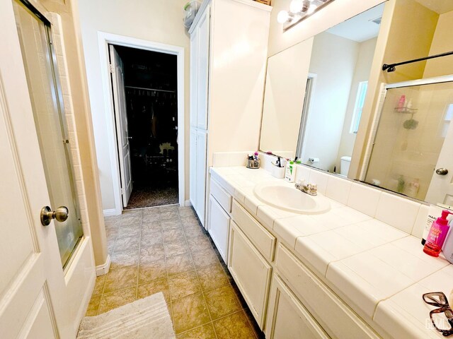 606 New Zealand Dr, Bakersfield, CA 93307 - photo 41
