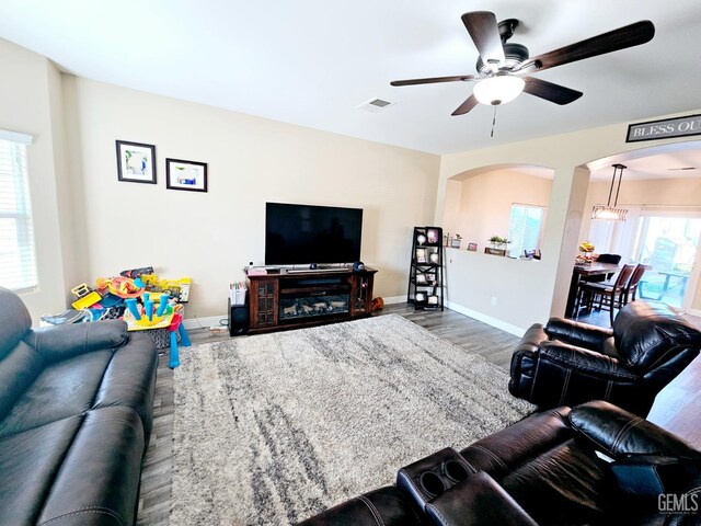 606 New Zealand Dr, Bakersfield, CA 93307 - photo 23